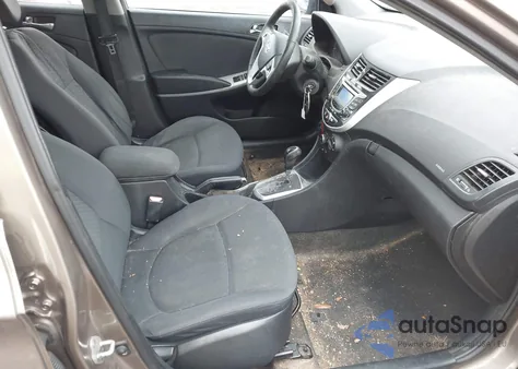 2012 Hyundai Accent Se z USA, uszkodzony, nr VIN KMHCU5AE2CU030215